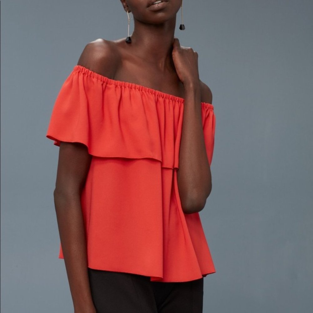 Wilfred Aritzia Promner Off-The-Shoulder Ruffle Blouse Red, Size M (NWOT)